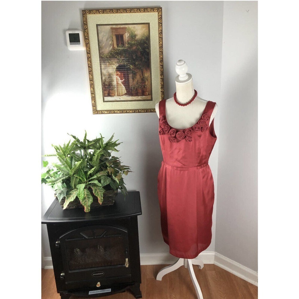 Max And‎ Cleo Sleeveless Roses Detail Formal Dress 12 A-line Lined Open Zipper